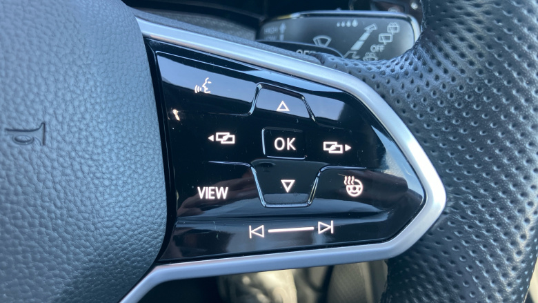 Volkswagen Golf 1.5 eTSI 150 R-Line 5dr DSG Petrol Hatchback